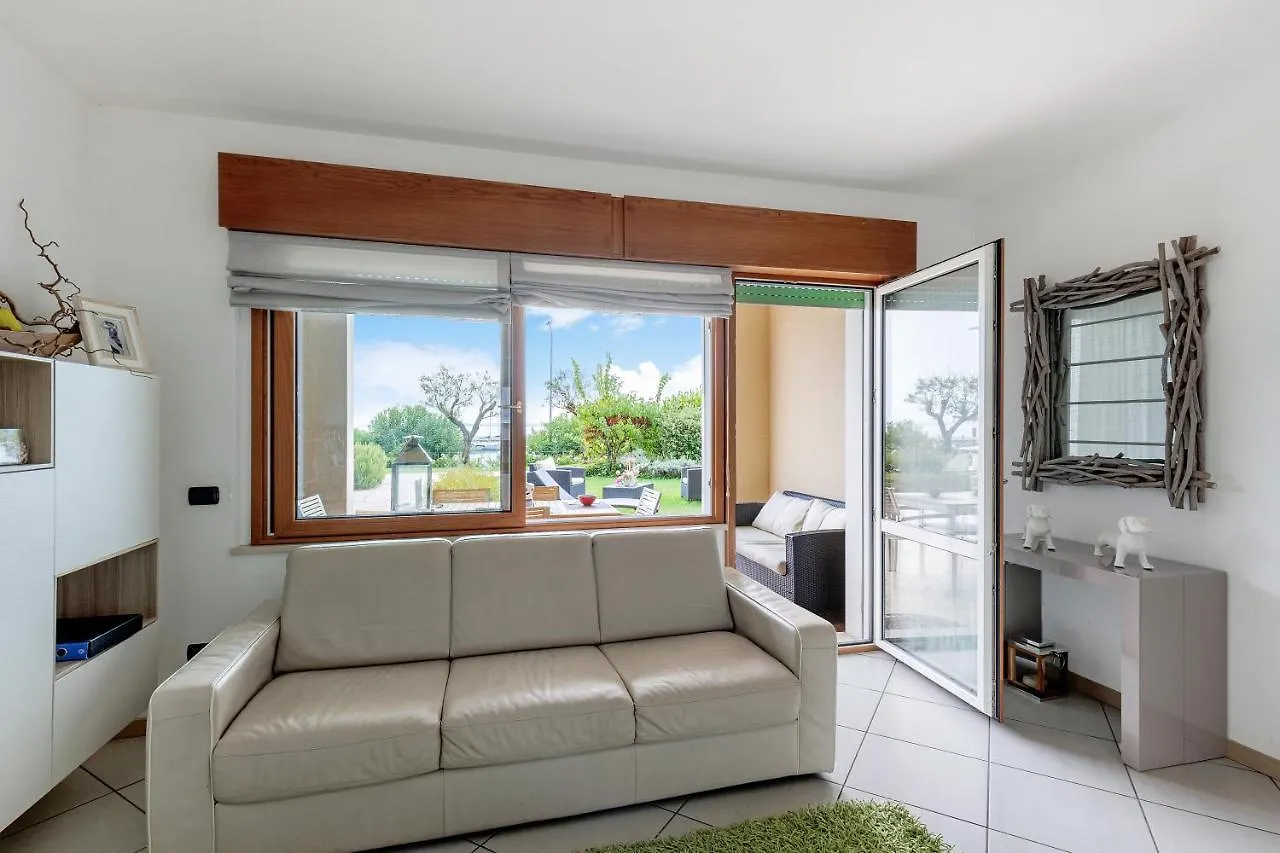 Dani Apartment Garda Lake View Manerba del Garda