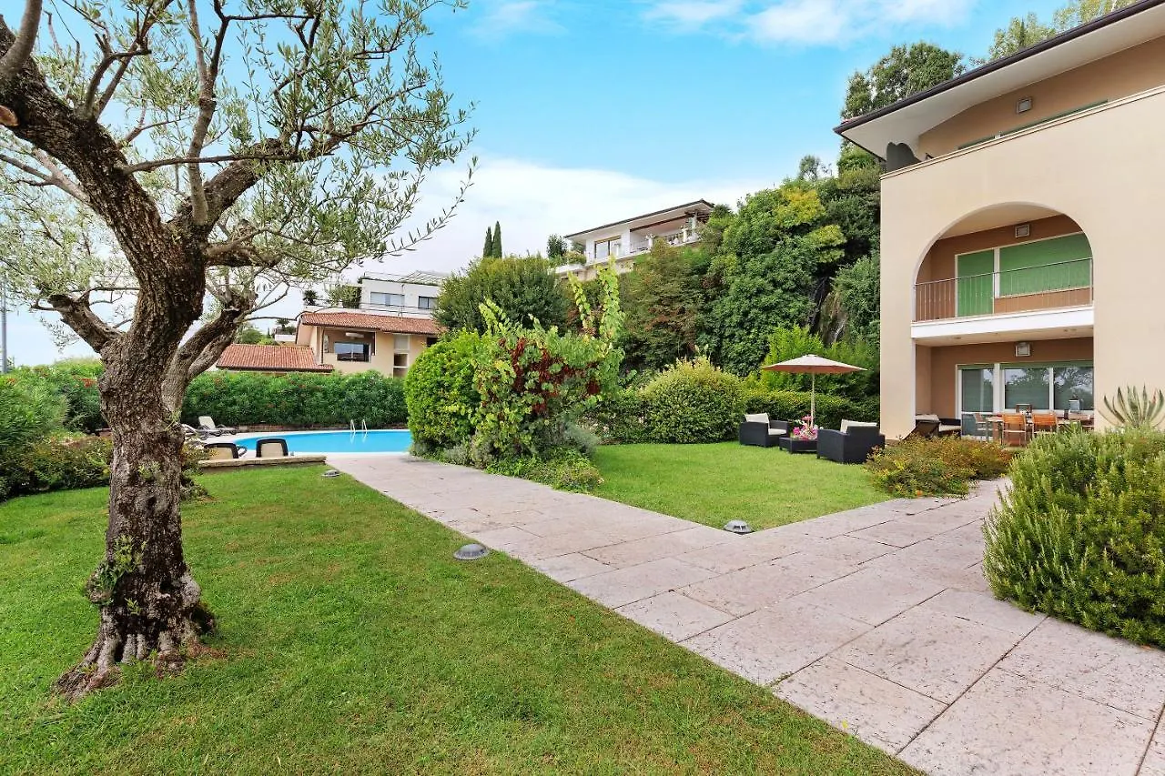Dani Apartment Garda Lake View Manerba del Garda Italy