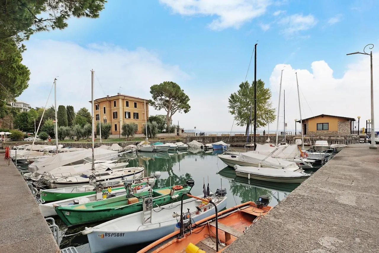 Dani Apartment Garda Lake View Manerba del Garda